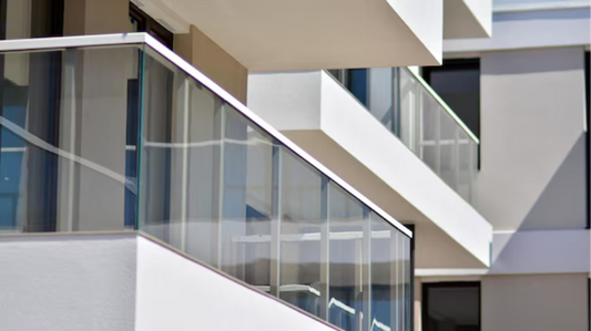 What Height Should a Glass Railing Be for a Deck?